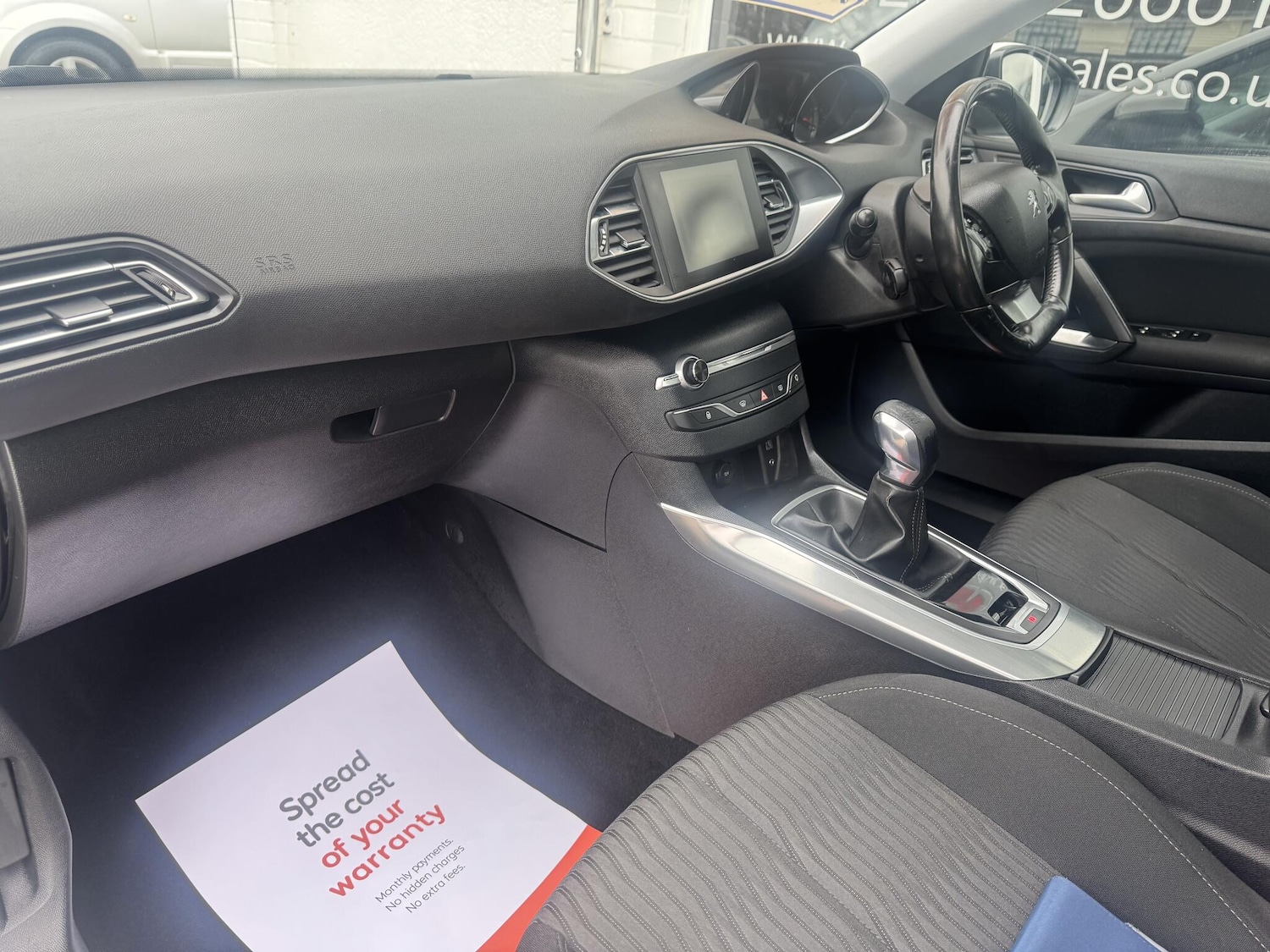 Used Peugeot 308 2015 for sale - 77551362: Photo 15