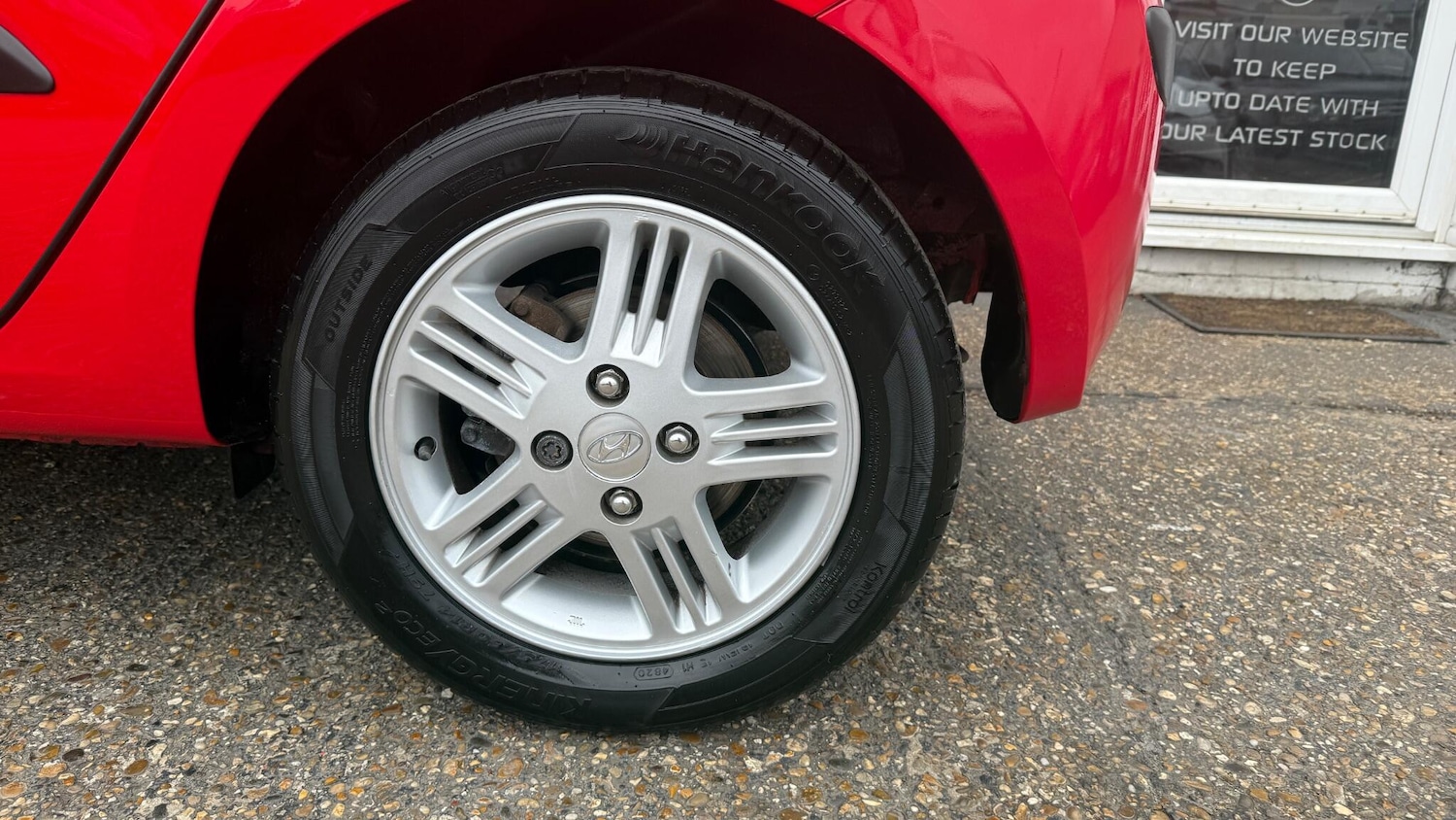 Used Hyundai i10 2010 for sale - 76423678: Photo 15