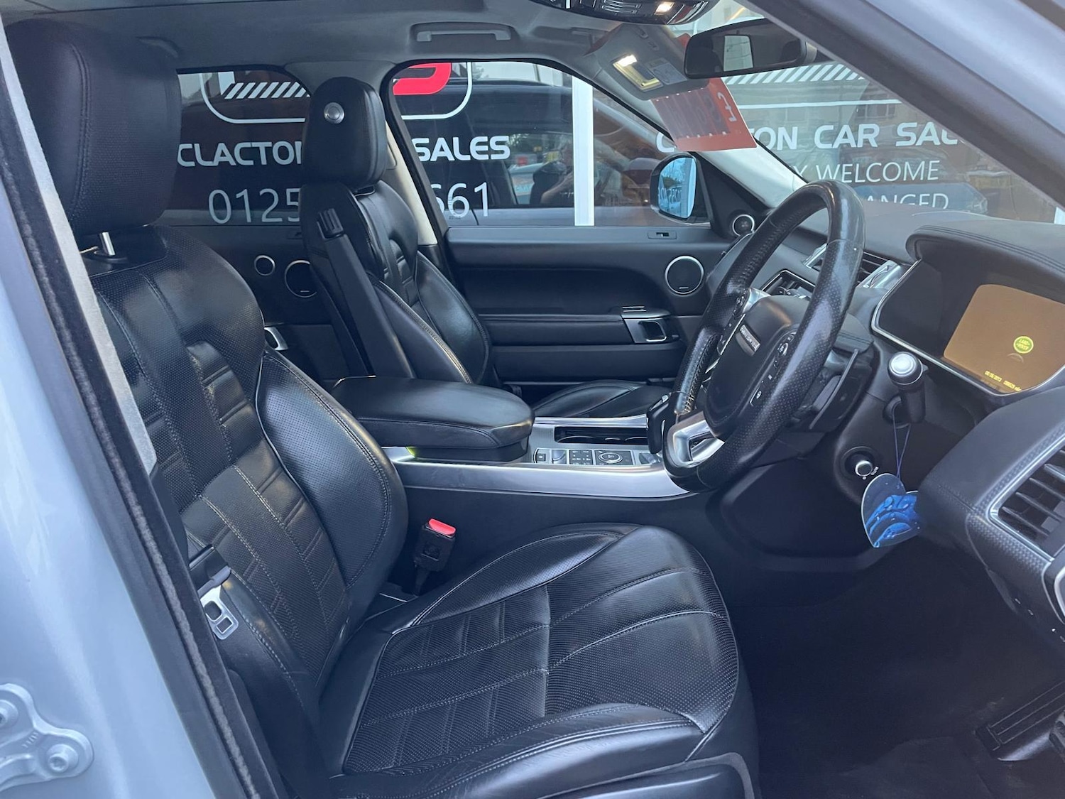 Used Land Rover Range Rover Sport 2015 for sale - 77575780: Photo 10