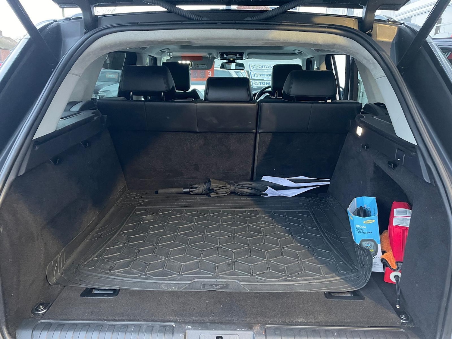 Used Land Rover Range Rover Sport 2015 for sale - 77575780: Photo 12