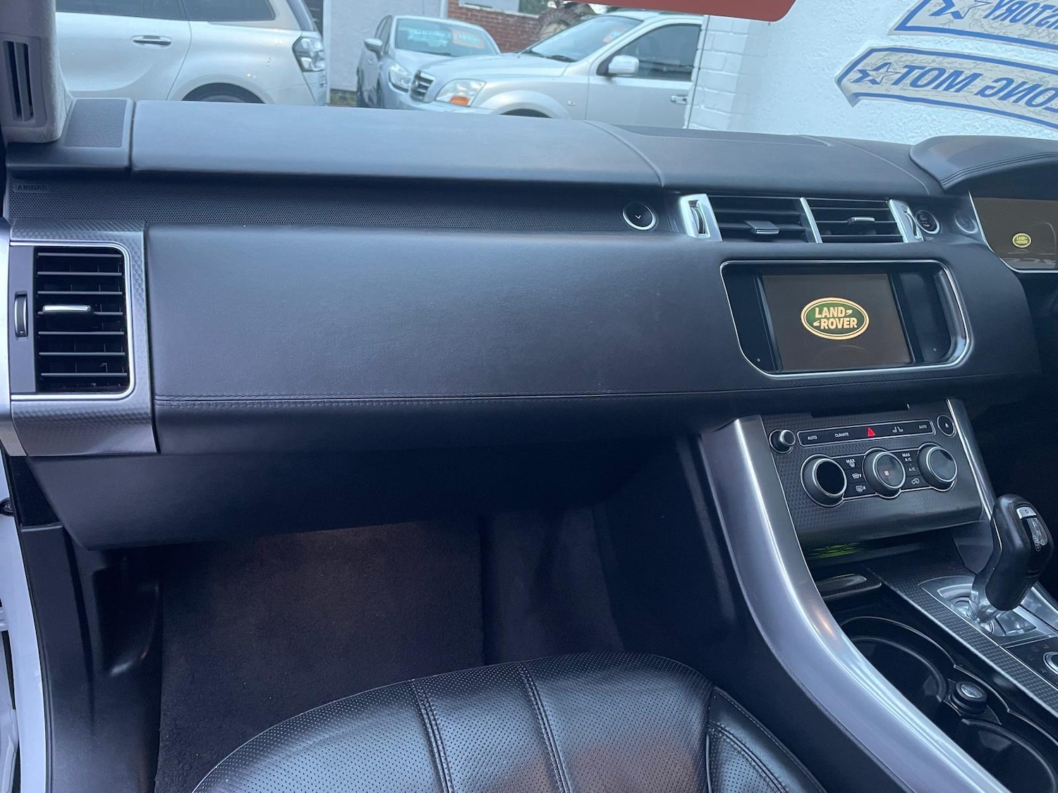 Used Land Rover Range Rover Sport 2015 for sale - 77575780: Photo 15