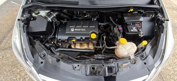 Used Vauxhall Corsa 2015 for sale - 75267952: Photo 13