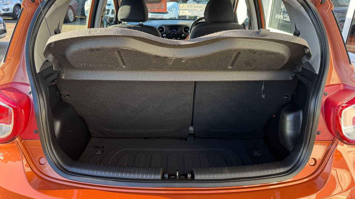 Used Hyundai i10 2014 for sale - 76657997: Photo 14