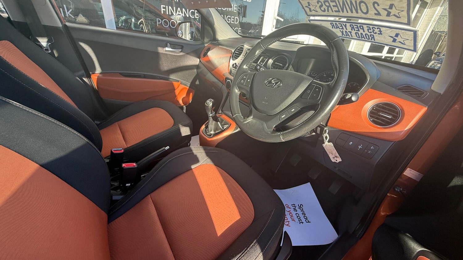 Used Hyundai i10 2014 for sale - 76657997: Photo 9