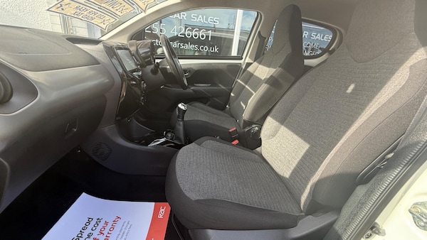 Used Citroen C1 2015 for sale - 75697309: Photo 15