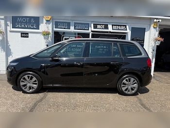 Used Citroen Grand C4 Picasso 2015 for sale - 79220650: Photo