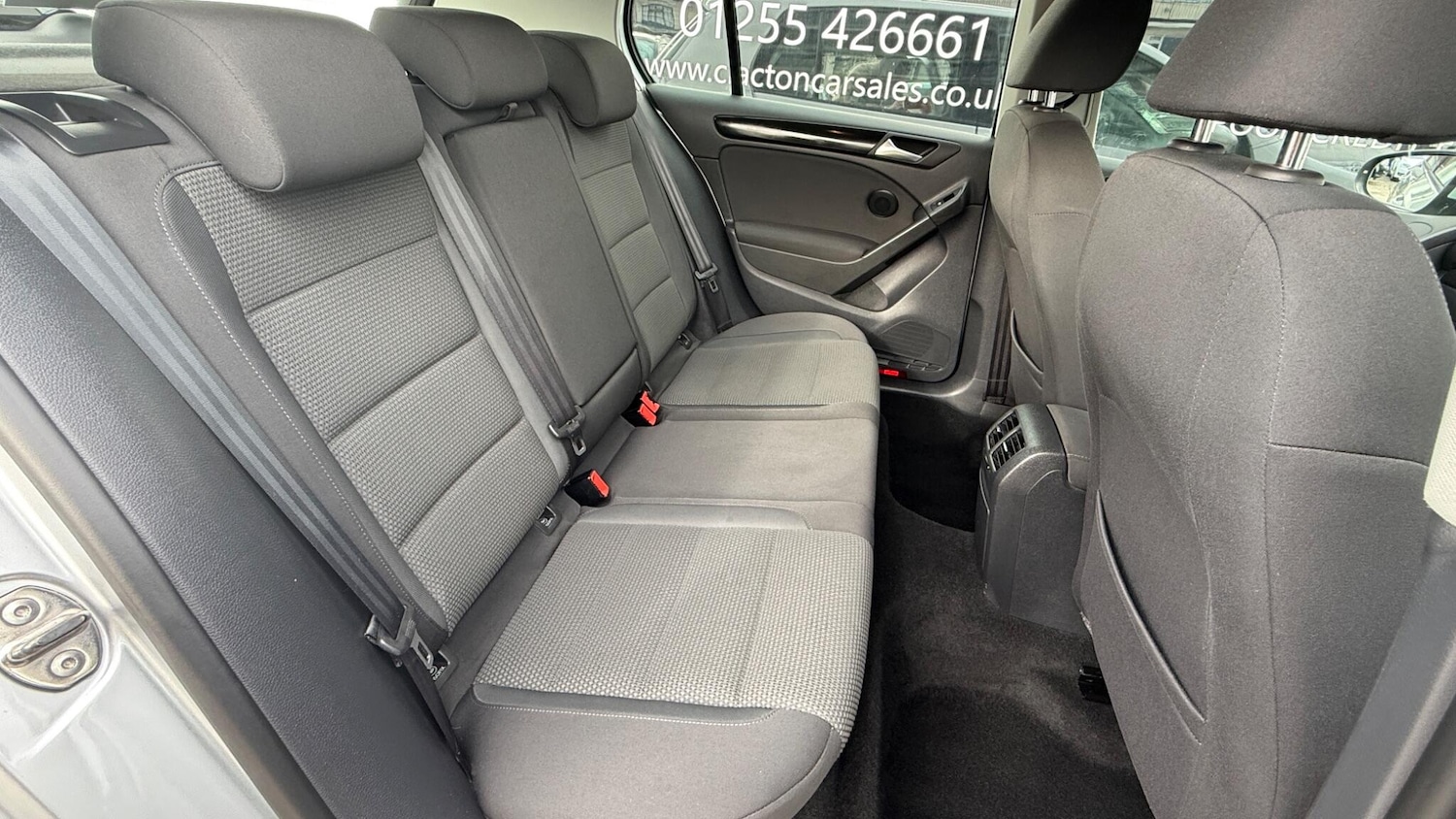 Used Volkswagen Golf 2010 for sale - 76398620: Photo 12