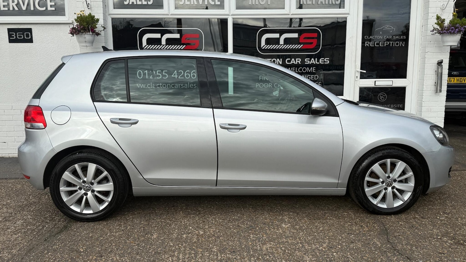 Used Volkswagen Golf 2010 for sale - 76398620: Photo 8