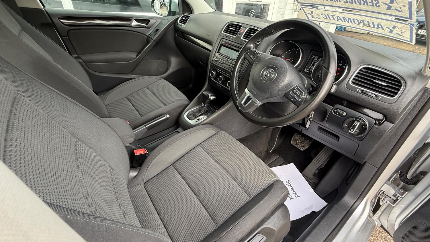 Used Volkswagen Golf 2010 for sale - 76398620: Photo 9