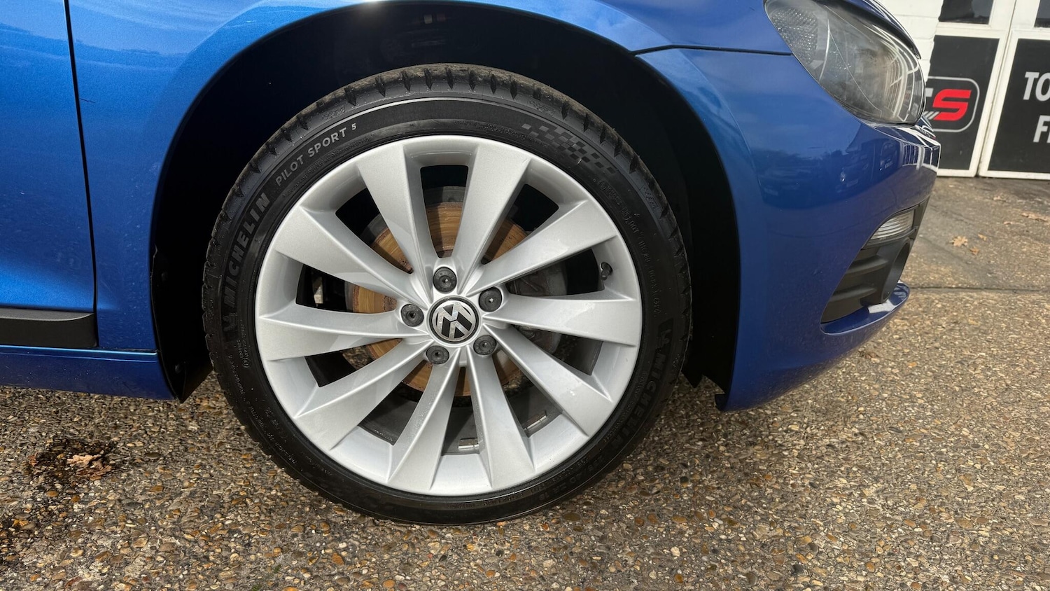 Used Volkswagen Scirocco for sale - 77215989: Photo 20