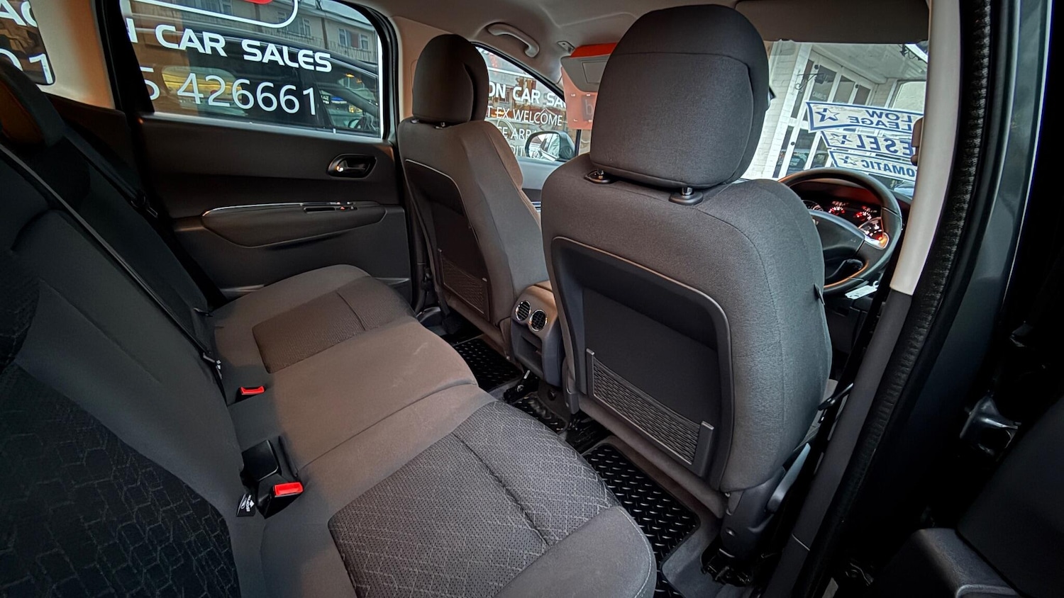 Used Peugeot 3008 2015 for sale - 77202486: Photo 11