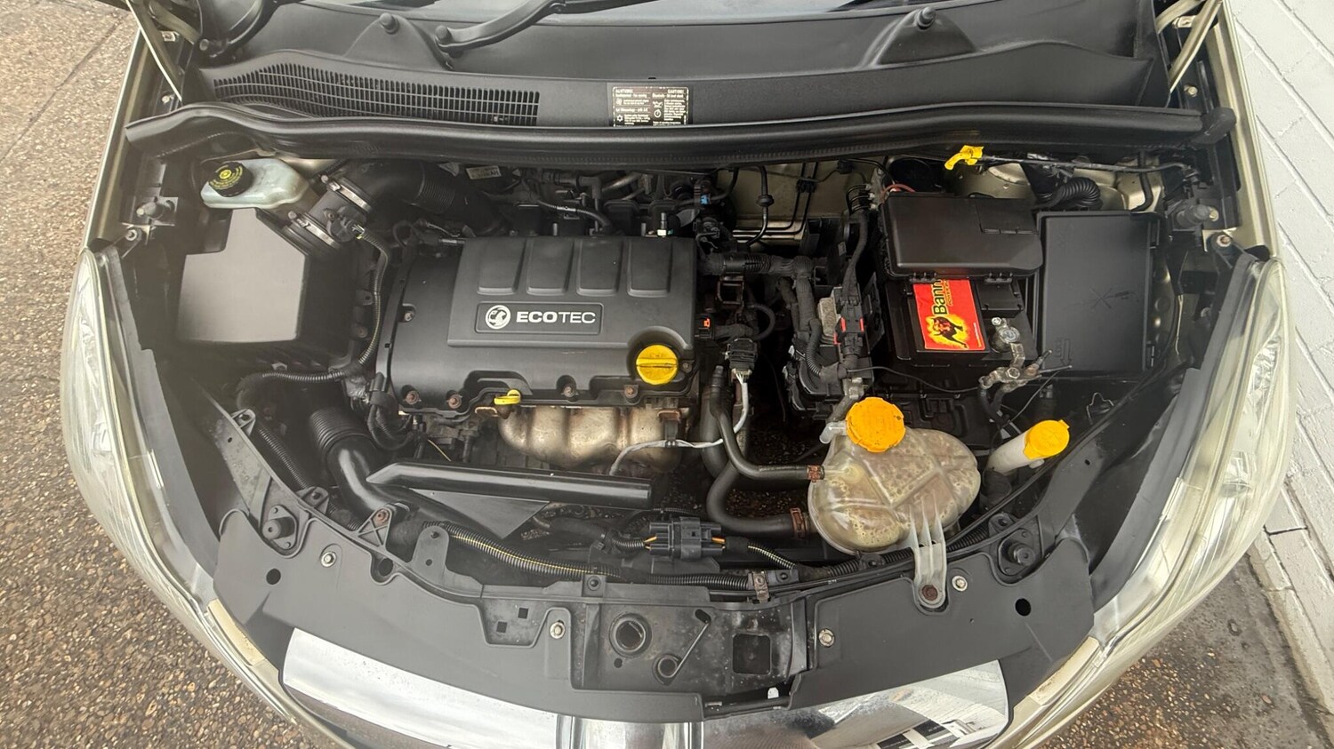 Used Vauxhall Corsa 2010 for sale - 76714517: Photo 12