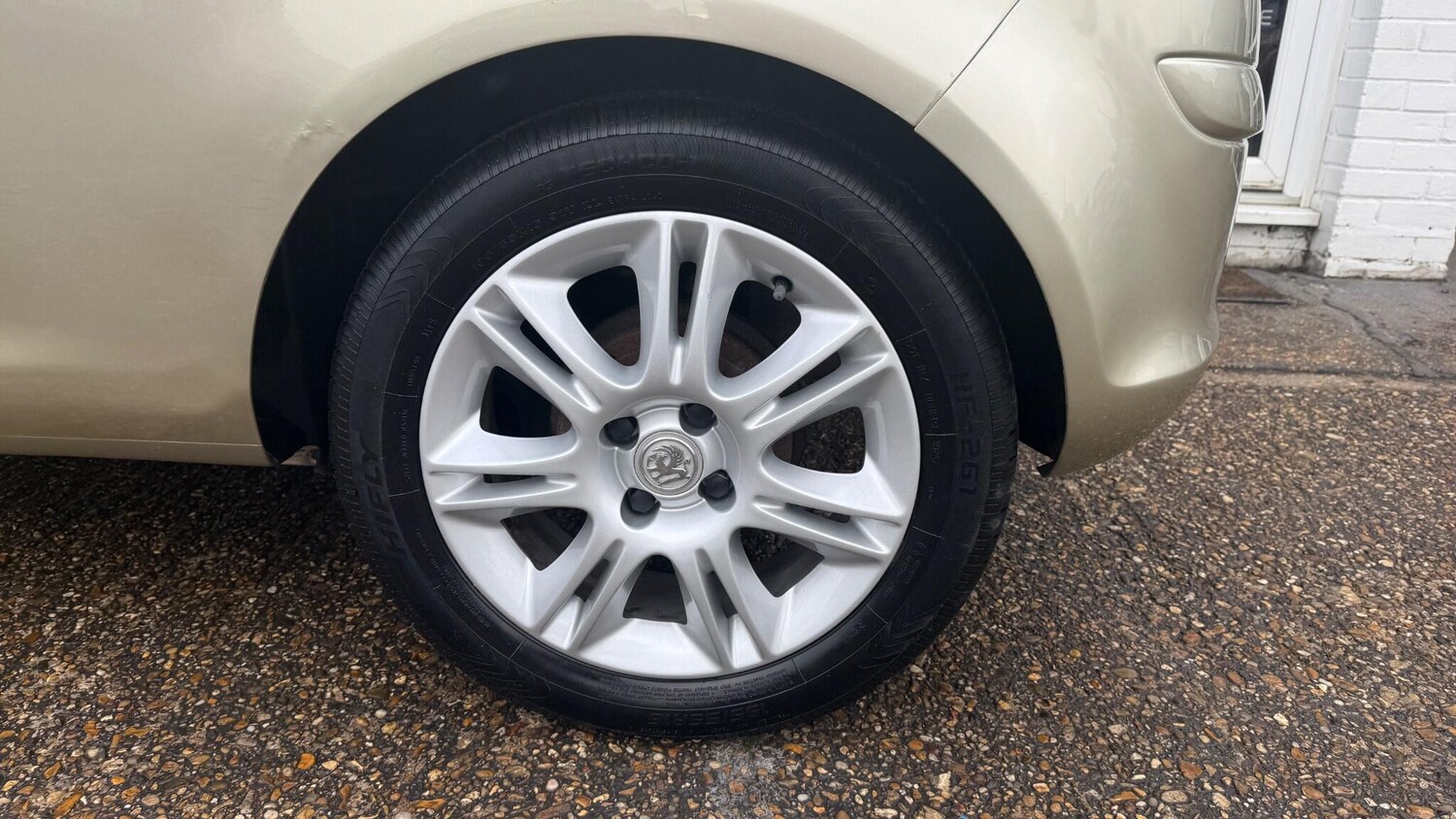 Used Vauxhall Corsa 2010 for sale - 76714517: Photo 17