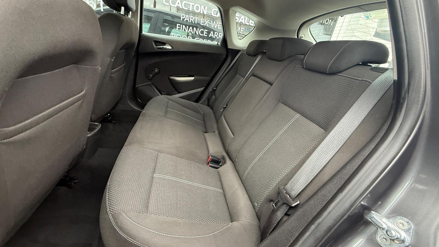 Used Vauxhall Astra 2010 for sale - 76361068: Photo 17