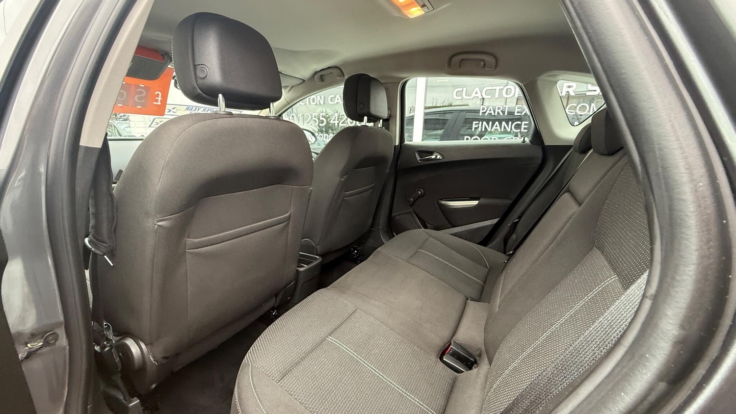 Used Vauxhall Astra 2010 for sale - 76361068: Photo 18