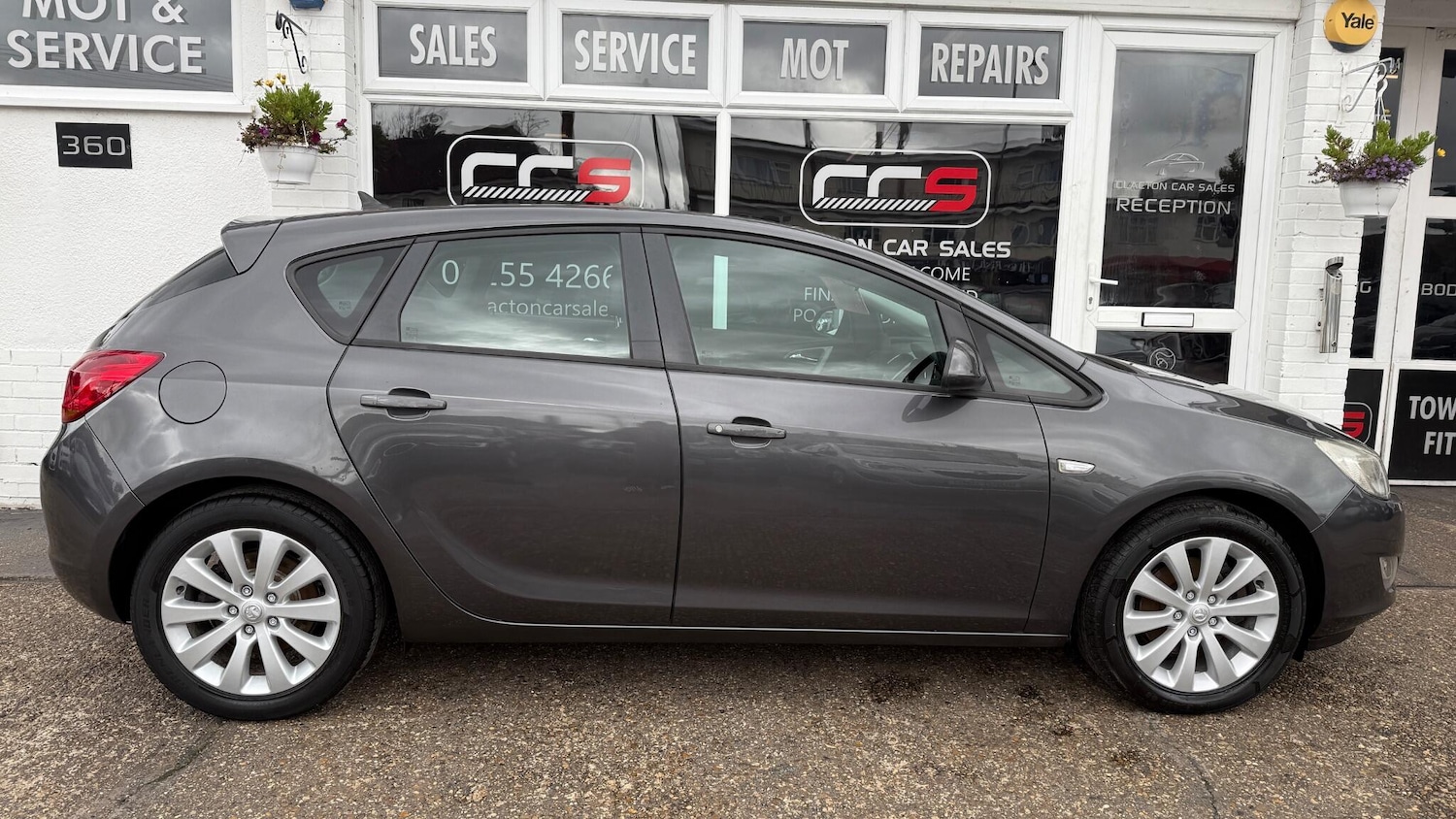 Used Vauxhall Astra 2010 for sale - 76361068: Photo 8