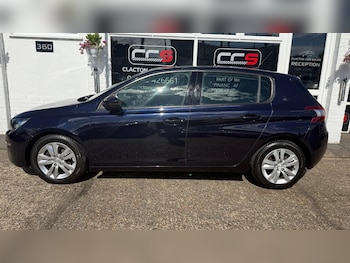 Used Peugeot 308 2016 for sale - 75941646: Photo