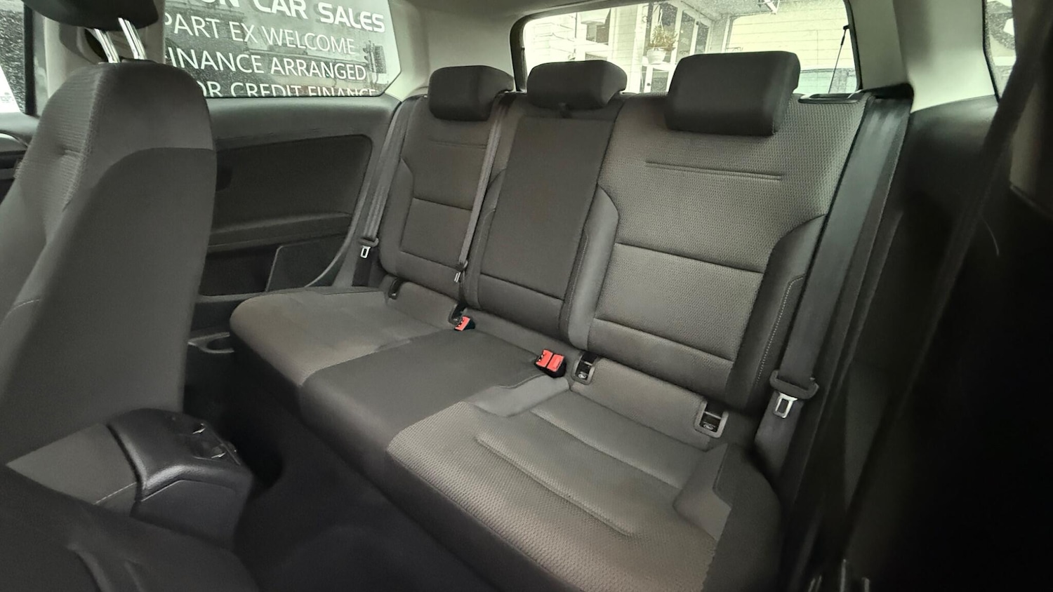 Used Volkswagen Golf 2017 for sale - 76537910: Photo 17