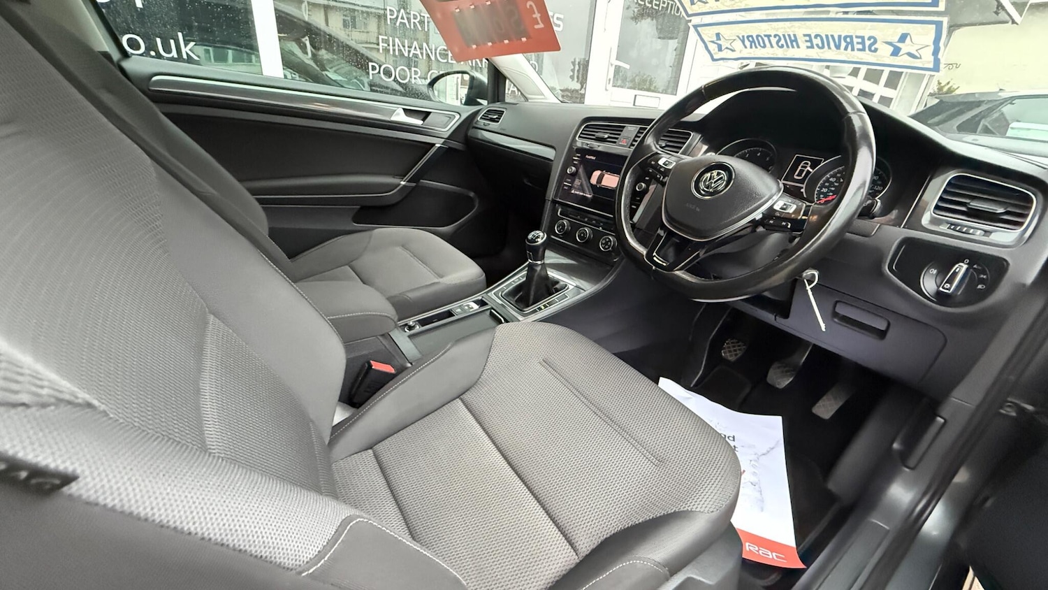 Used Volkswagen Golf 2017 for sale - 76537910: Photo 9