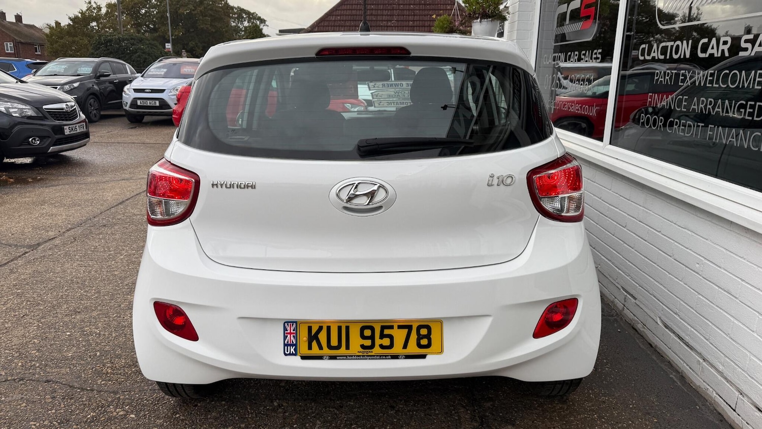 Used Hyundai i10 2015 for sale - 76457369: Photo 6