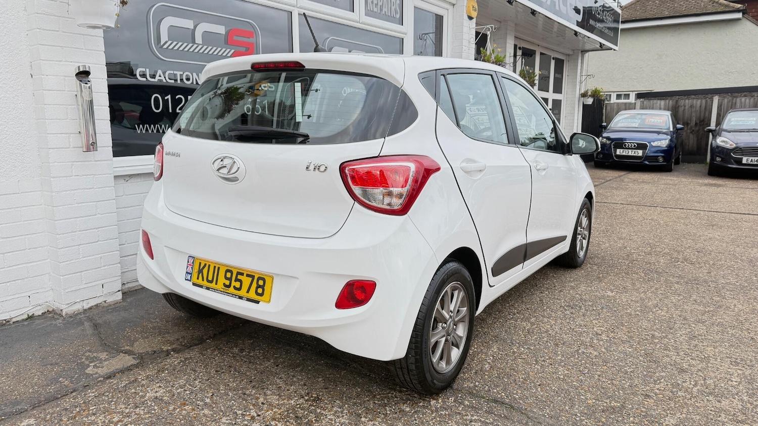 Used Hyundai i10 2015 for sale - 76457369: Photo 7