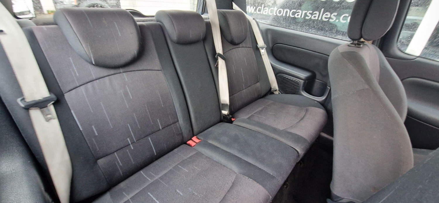 Used Renault Clio 2005 for sale - 76537640: Photo 11