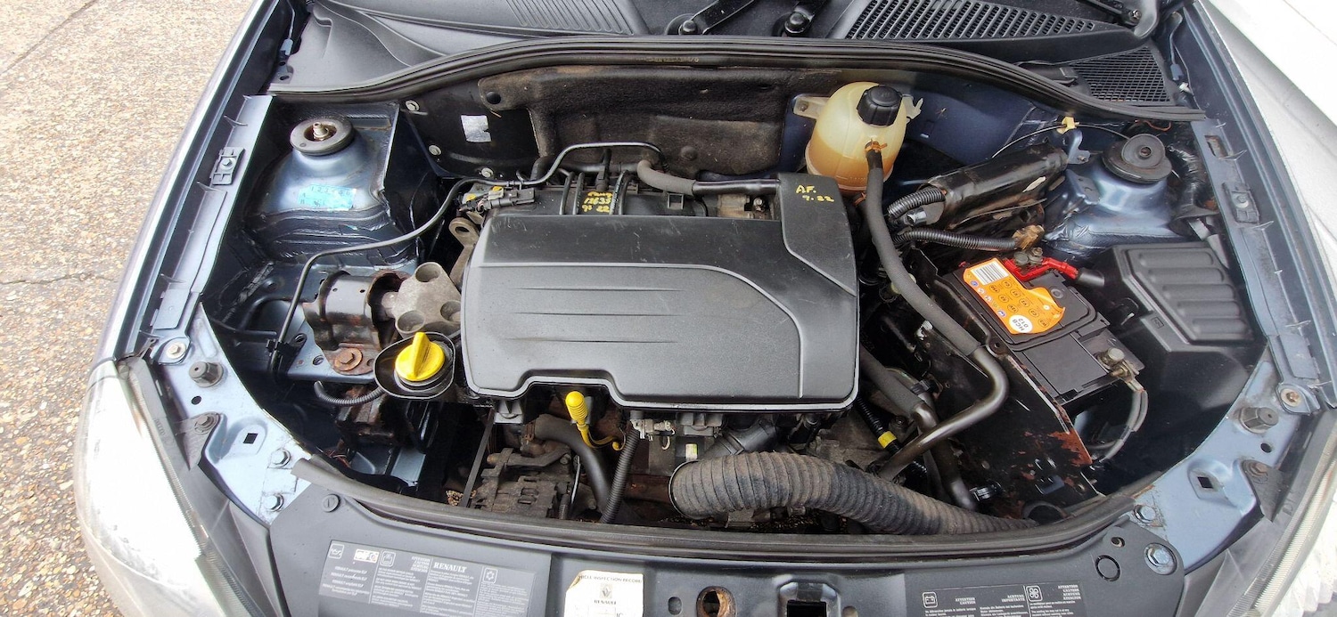 Used Renault Clio 2005 for sale - 76537640: Photo 12