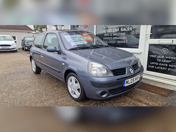 Used Renault Clio 2005 for sale - 76537640: Photo