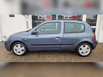 Used Renault Clio 2005 for sale - 76537640: Photo