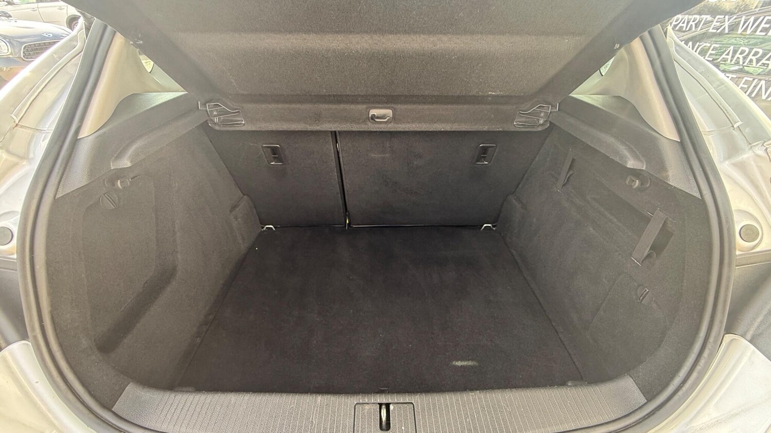 Used Vauxhall Astra 2011 for sale - 77840781: Photo 14