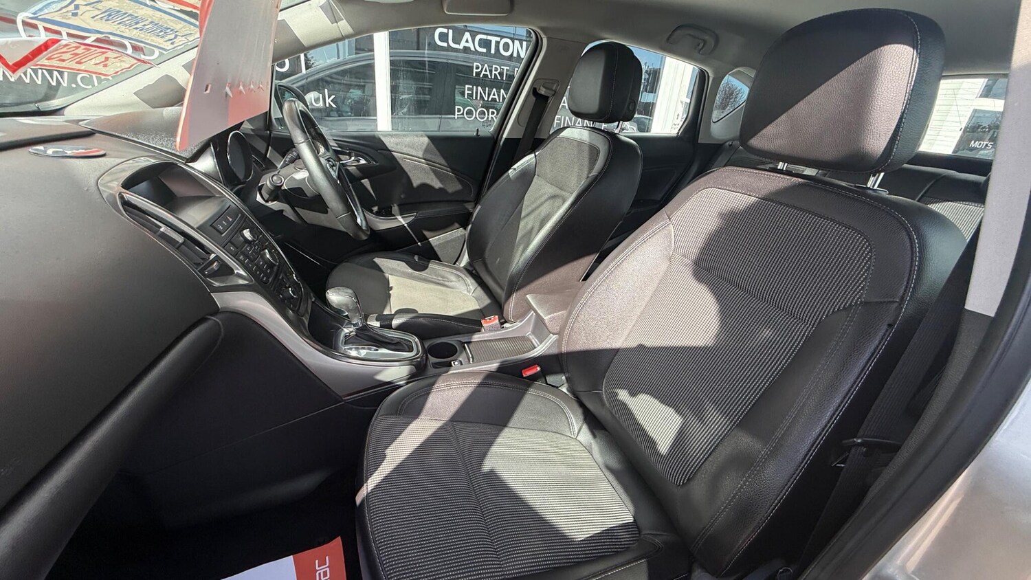 Used Vauxhall Astra 2011 for sale - 77840781: Photo 15