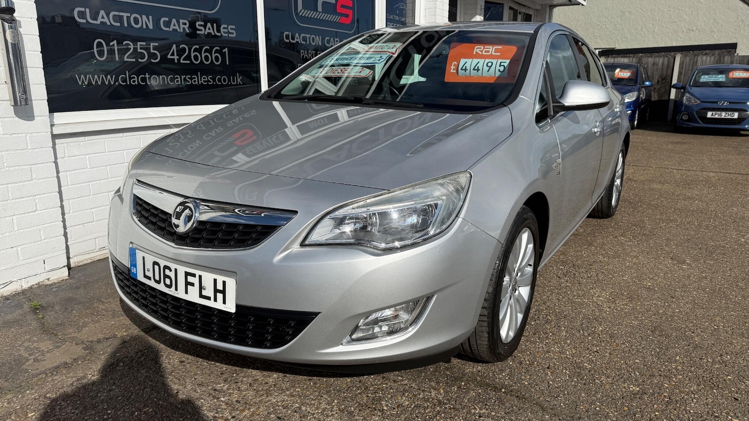 Used Vauxhall Astra 2011 for sale - 77840781: Photo 3