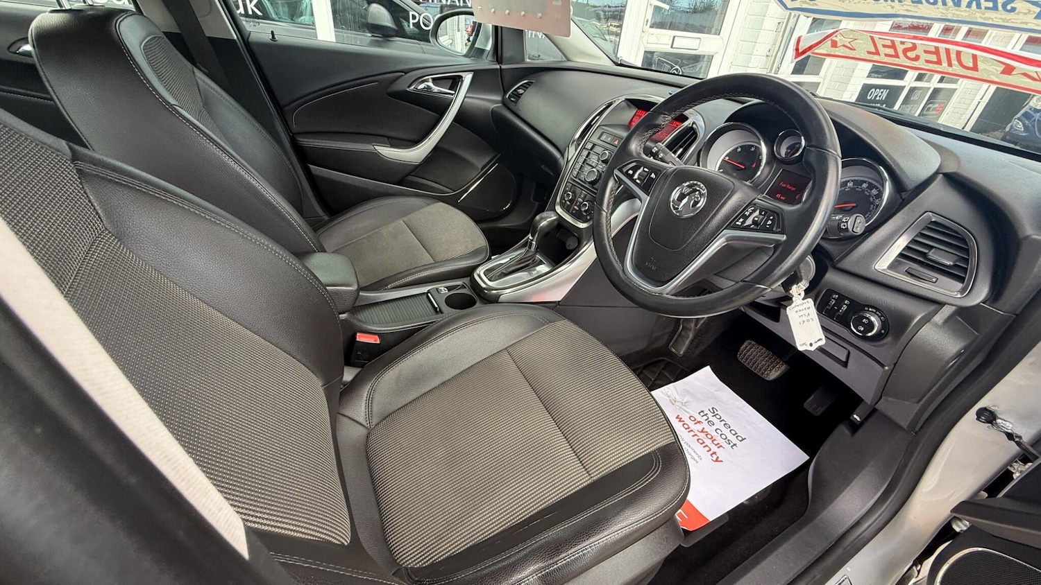 Used Vauxhall Astra 2011 for sale - 77840781: Photo 9