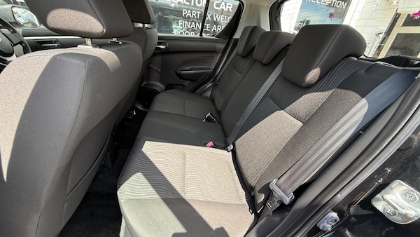 Used Suzuki Swift 2011 for sale - 75041118: Photo 17