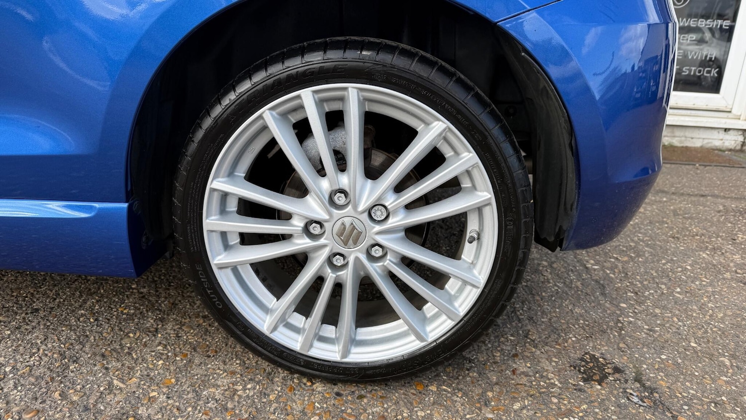 Used Suzuki Swift 2015 for sale - 77840782: Photo 17