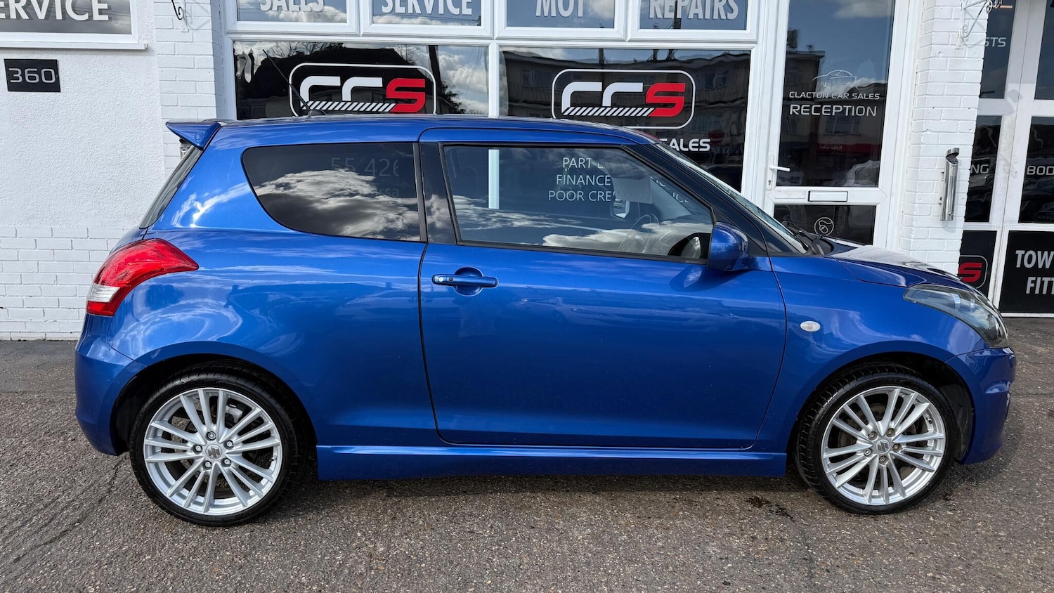 Used Suzuki Swift 2015 for sale - 77840782: Photo 8