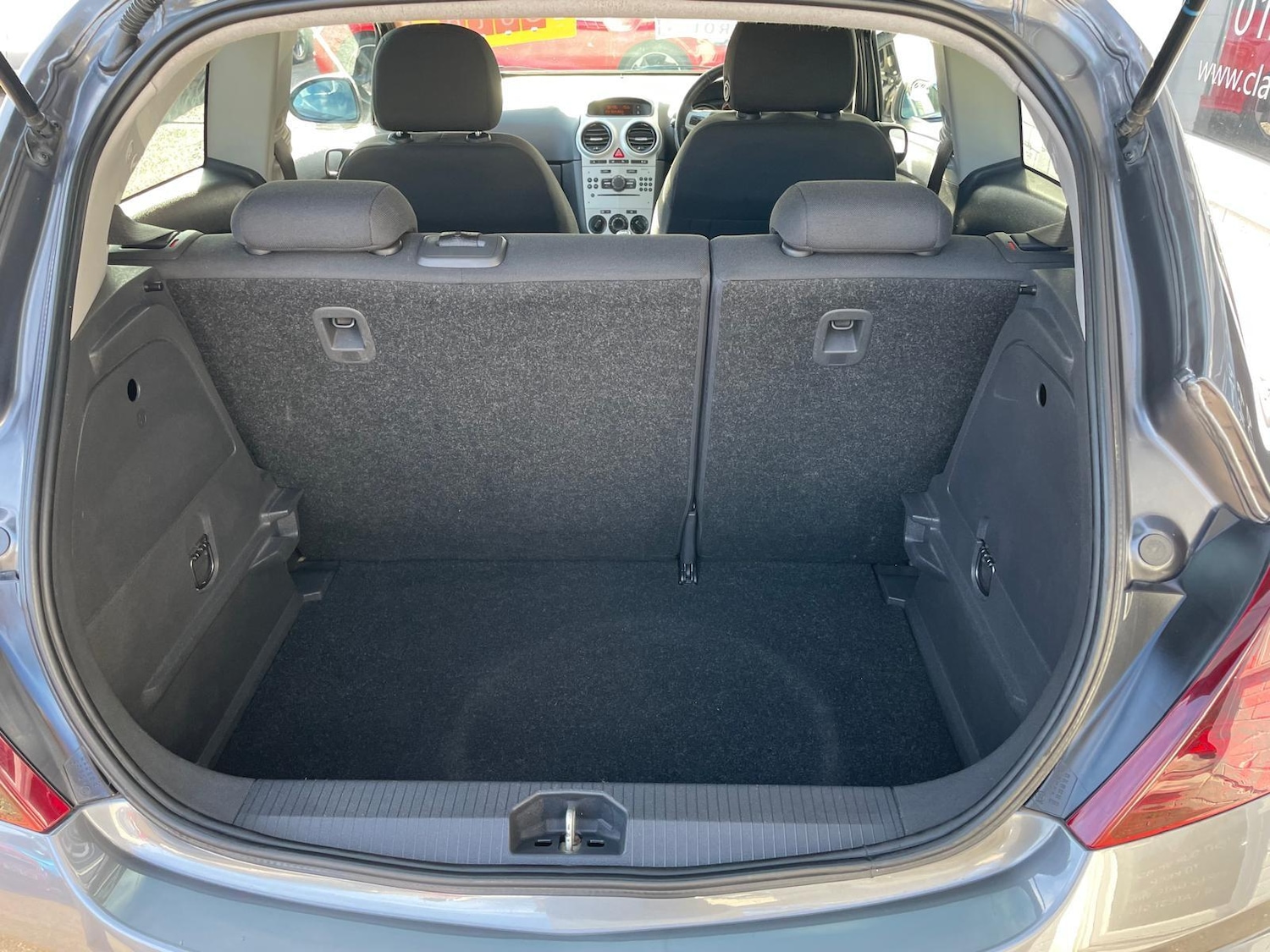 Used Vauxhall Corsa 2010 for sale - 78171982: Photo 13