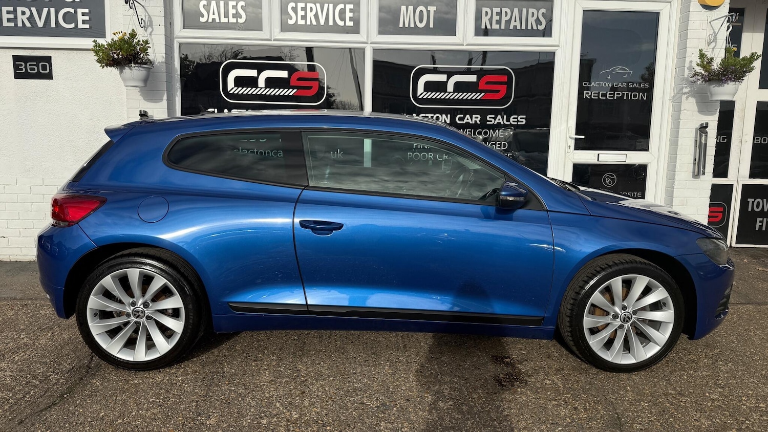 Used Volkswagen Scirocco 2011 for sale - 76607391: Photo 8