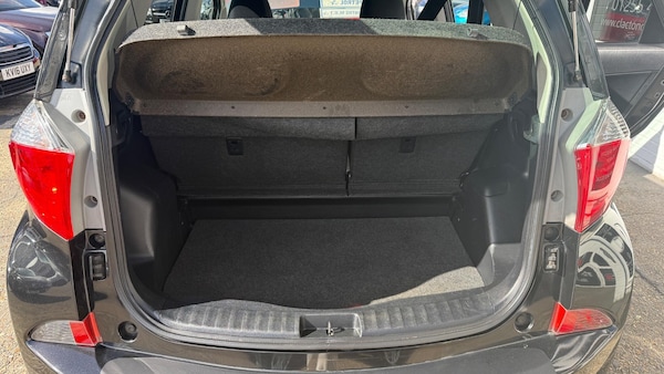 Used Toyota Verso 2011 for sale - 76041834: Photo 12