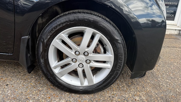 Used Toyota Verso 2011 for sale - 76041834: Photo 18