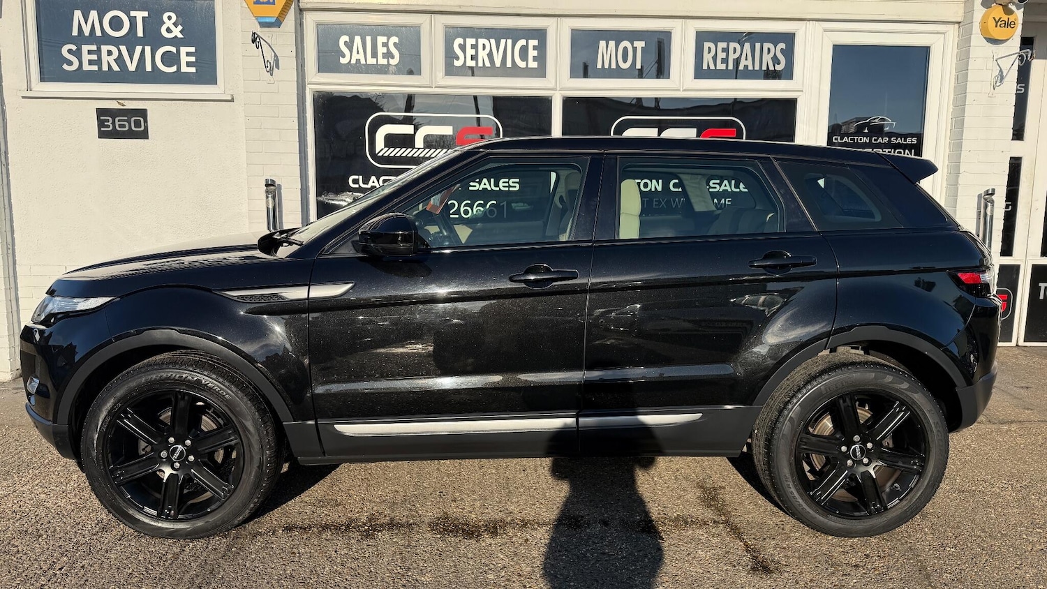 Used Land Rover Range Rover Evoque 2015 for sale - 77120439: Photo 4