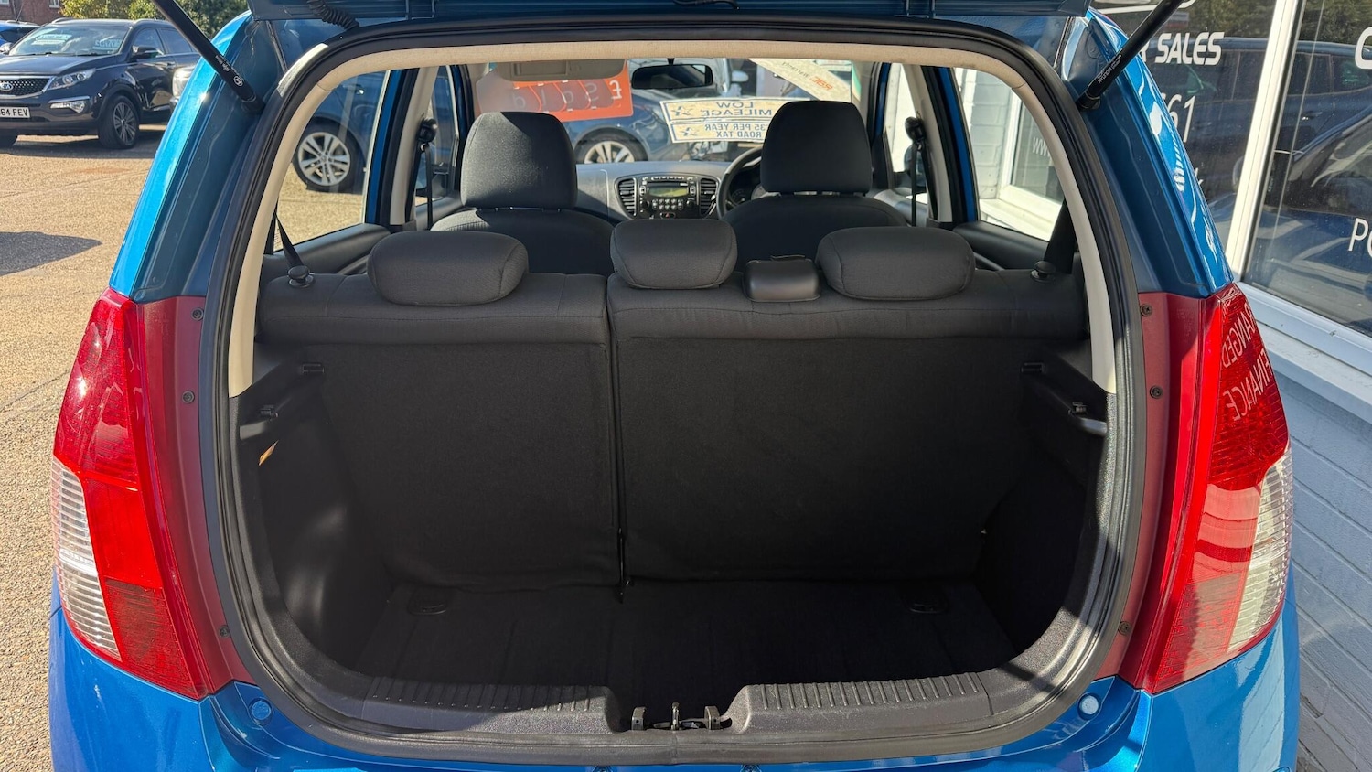 Used Hyundai i10 2009 for sale - 76108397: Photo 14