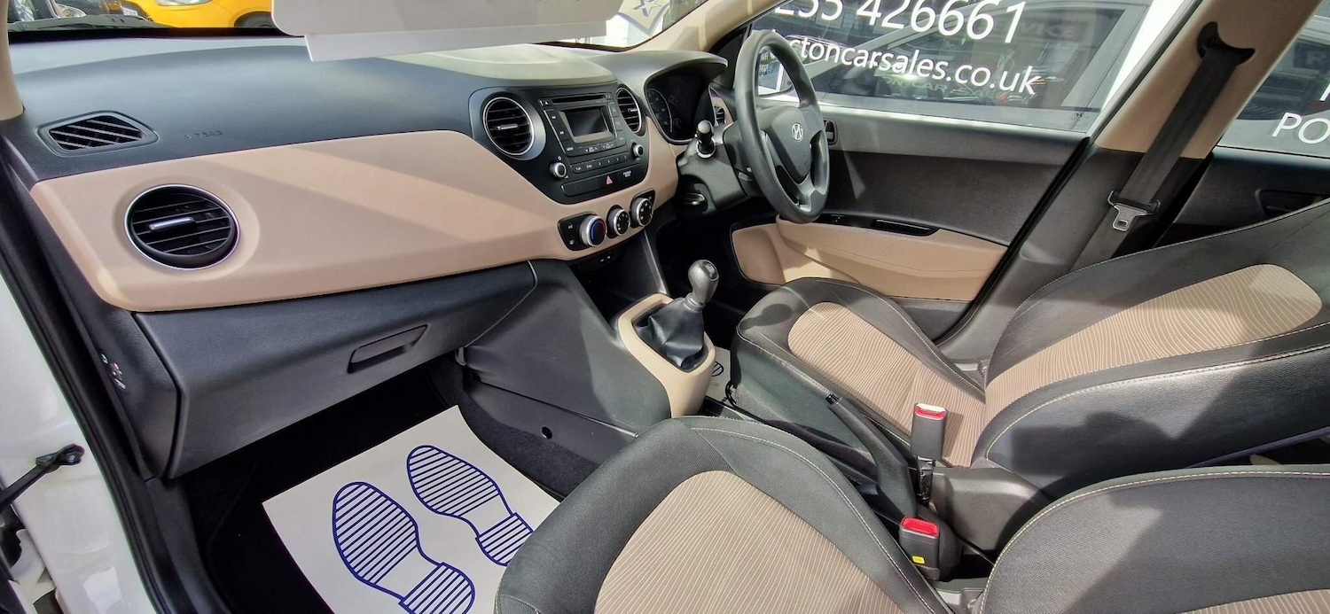Used Hyundai i10 2014 for sale - 76188858: Photo 16
