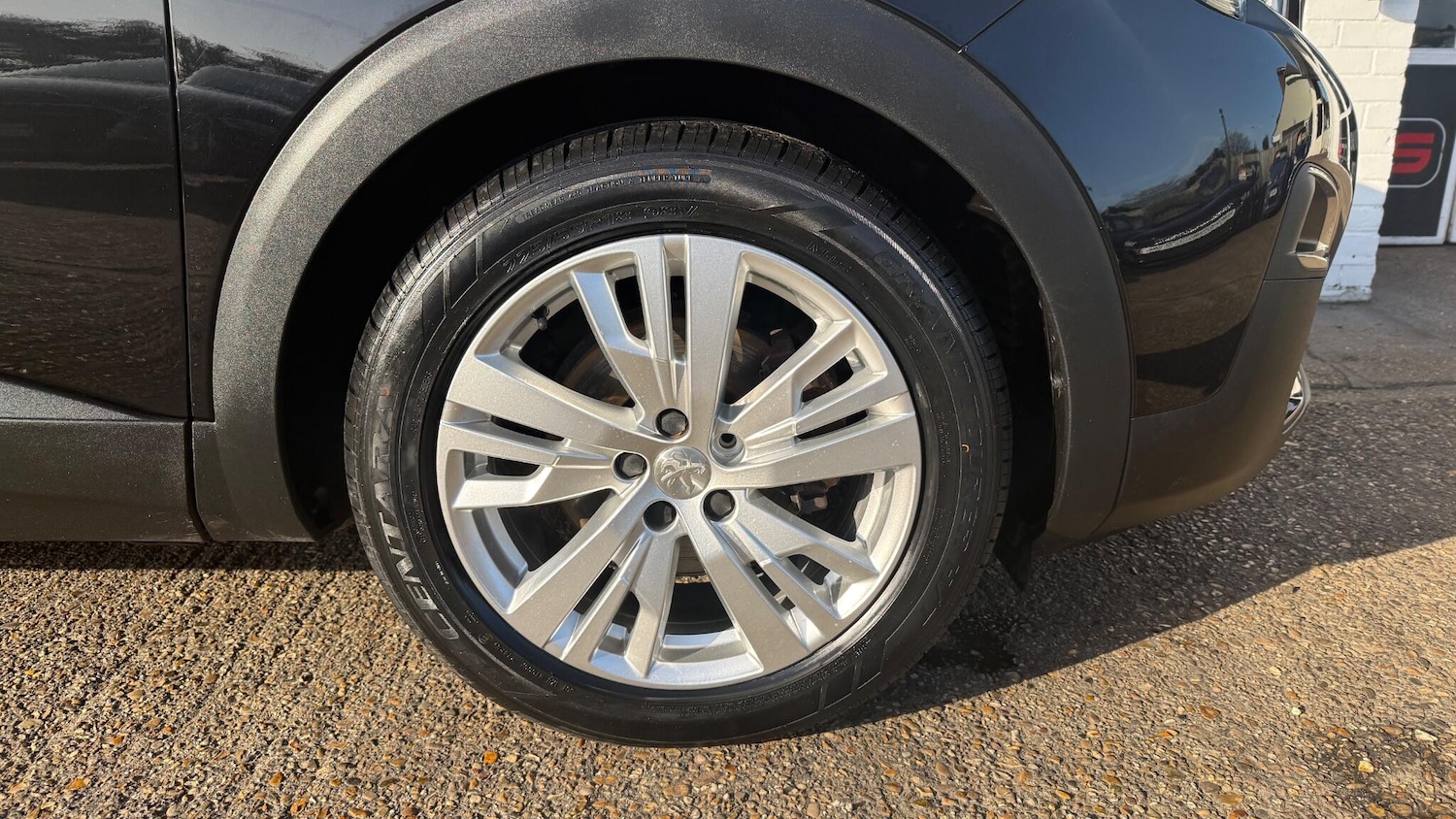 Used Peugeot 3008 2017 for sale - 77685065: Photo 22