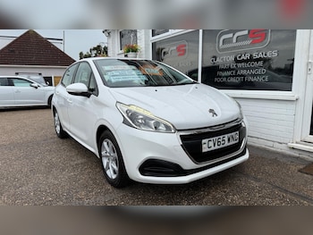 Used Peugeot 208 2015 for sale - 78906406: Photo