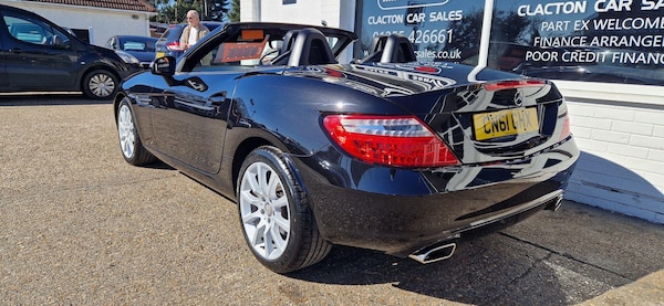 Used Mercedes-Benz SLK 2011 for sale - 74070589: Photo 5