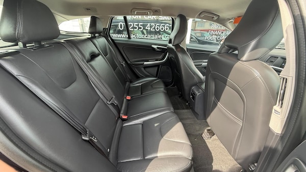 Used Volvo V60 2017 for sale - 75506825: Photo 11