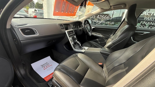 Used Volvo V60 2017 for sale - 75506825: Photo 15