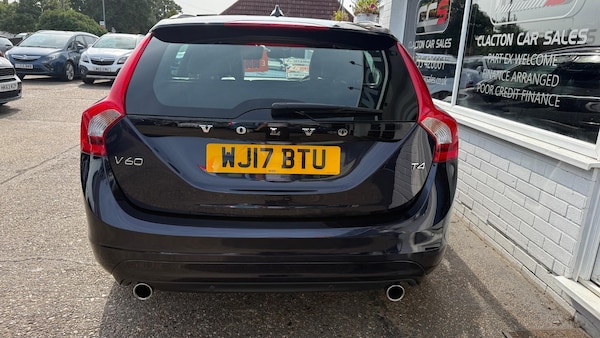 Used Volvo V60 2017 for sale - 75506825: Photo 22