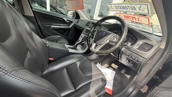 Used Volvo V60 2017 for sale - 75506825: Photo 8